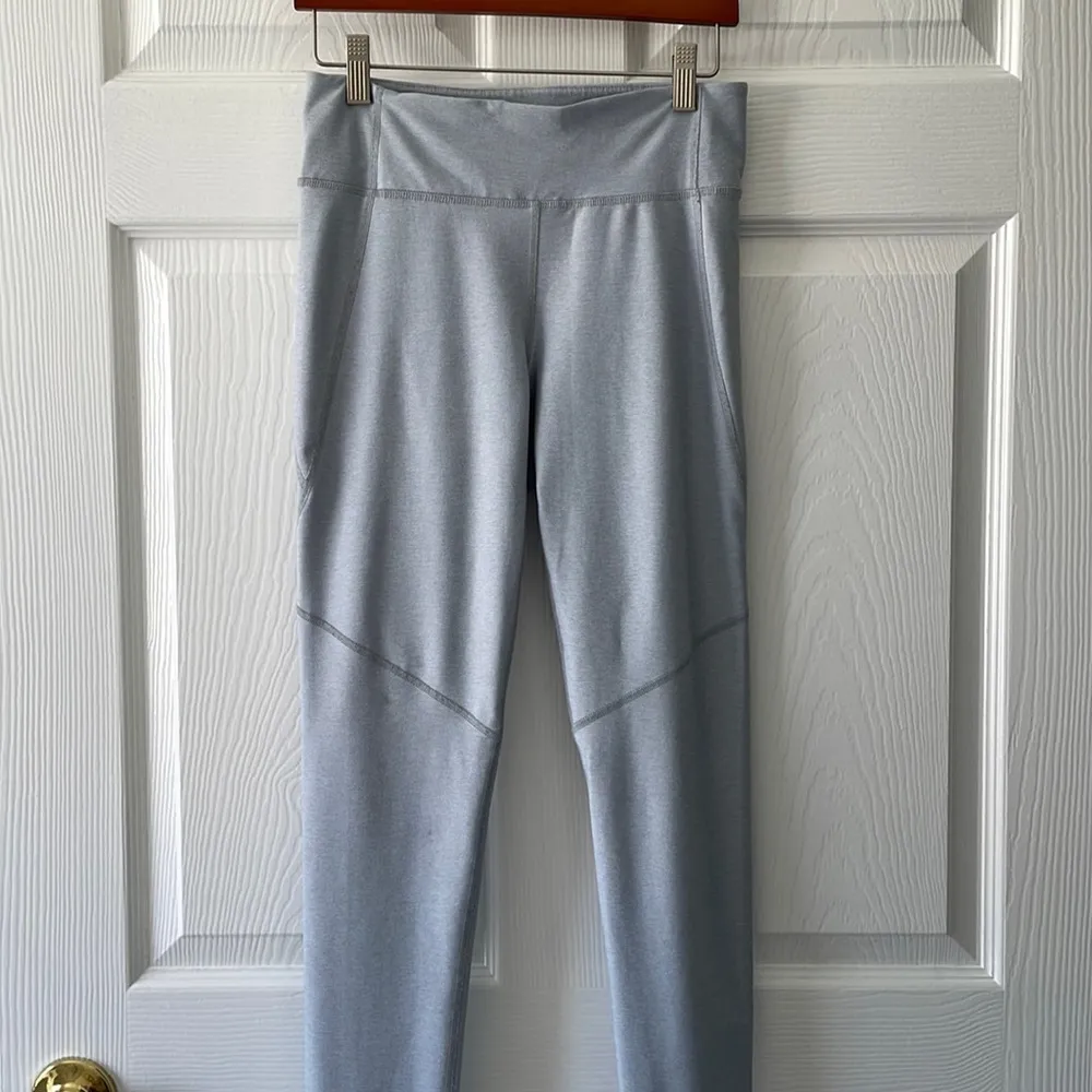 Outdoor Voices | 7/8 leggings size medium - Image 5