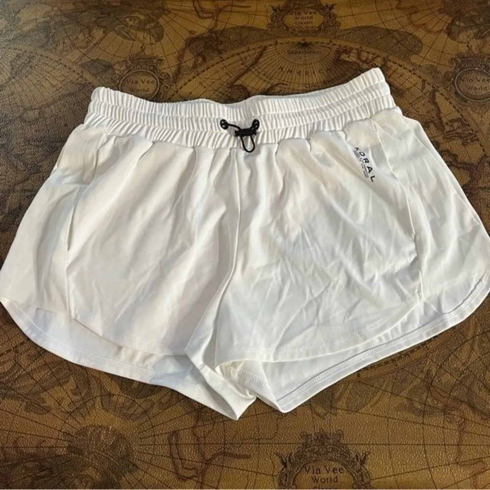 Koral Womens size S White Power Blackout 3” Gym Short Pockets Stretch Athleisure - Image 56