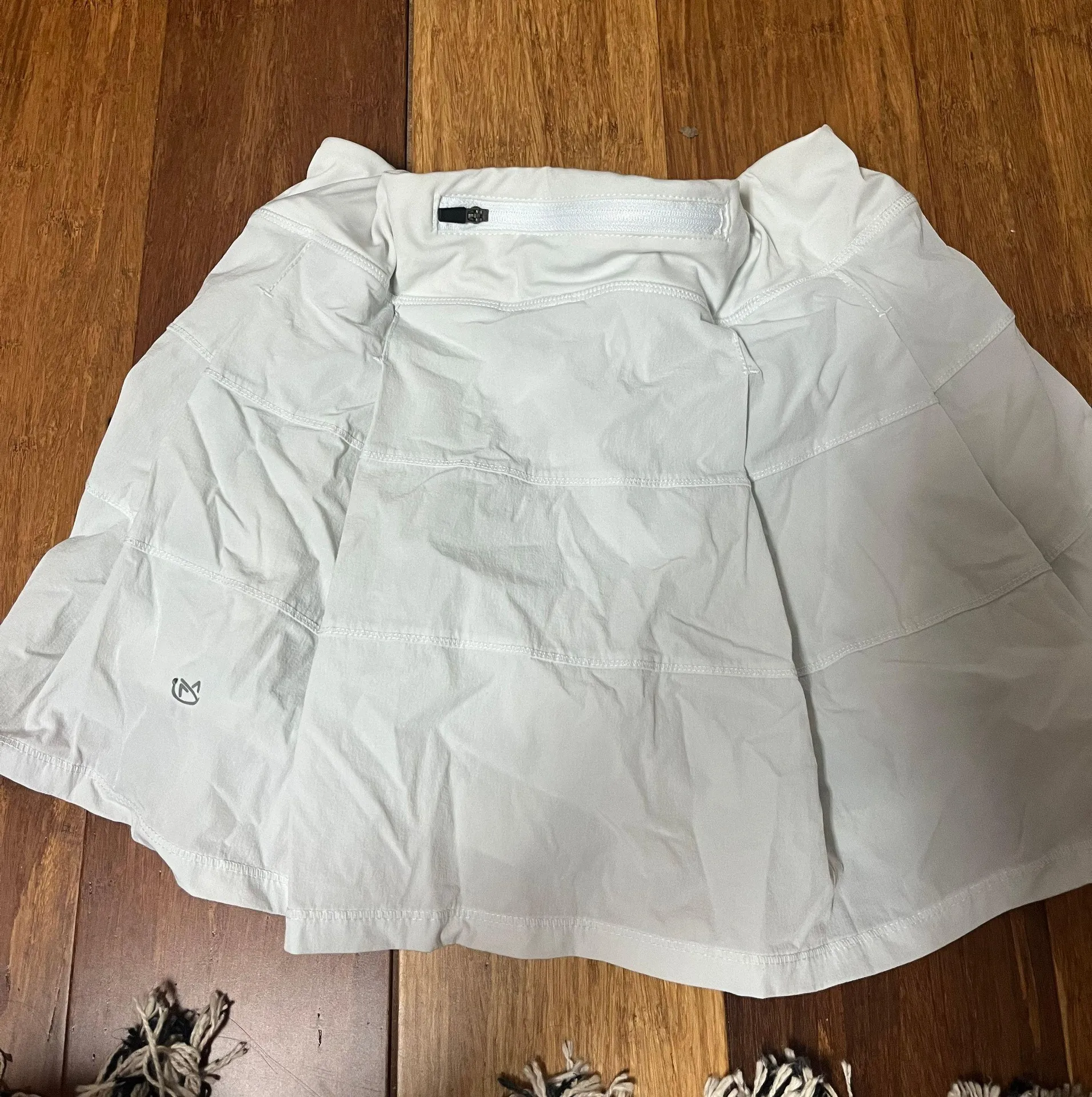 White Tennis Skort Size 8 - Image 3