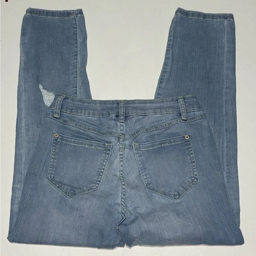 International Concepts, Boyfriend High Rise Leopard Print Accents, Women Size 4P Blue - Image 7