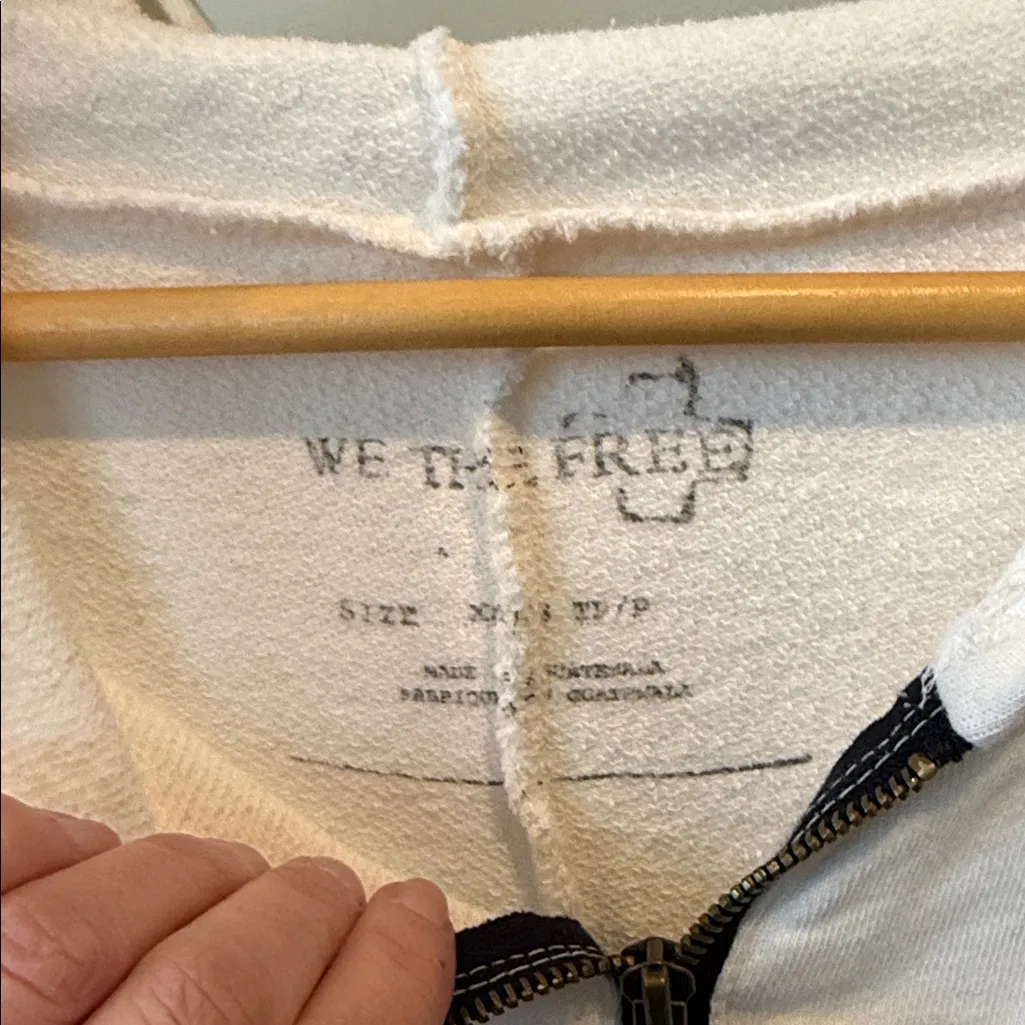 WE THE FREE Off-White Hooded Jacket - Image 2