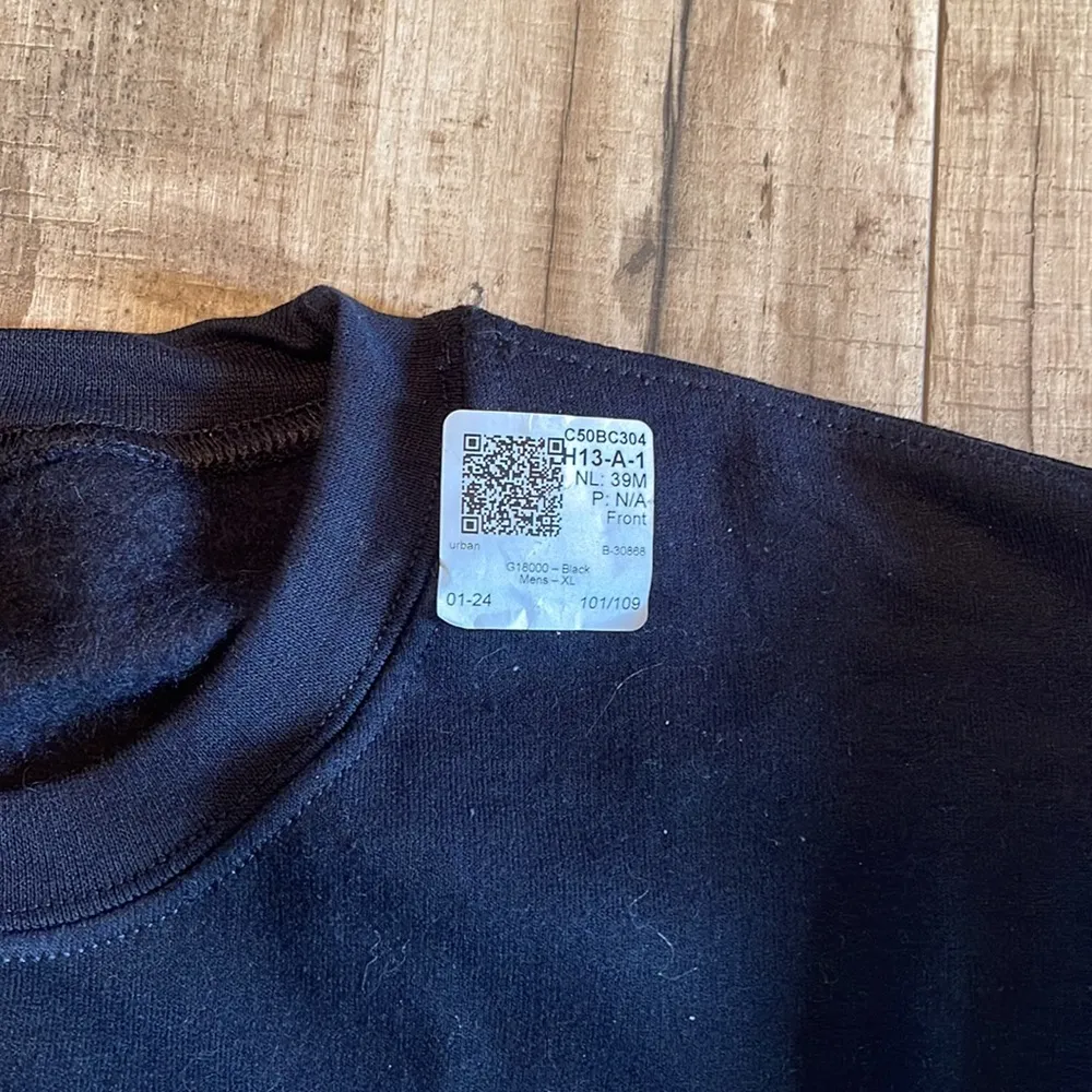 Urban Outfitter's Women’s XL ACDC AC/DC Highway to Hell Crewneck Sweatshirt - Image 6