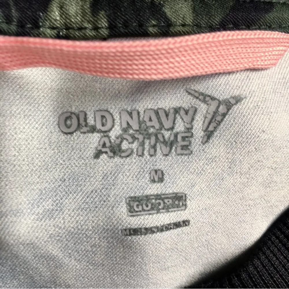 Old Navy Active Leaf + Floral Bomber Jacket, Green, Black, Silver, Size M - Image 4