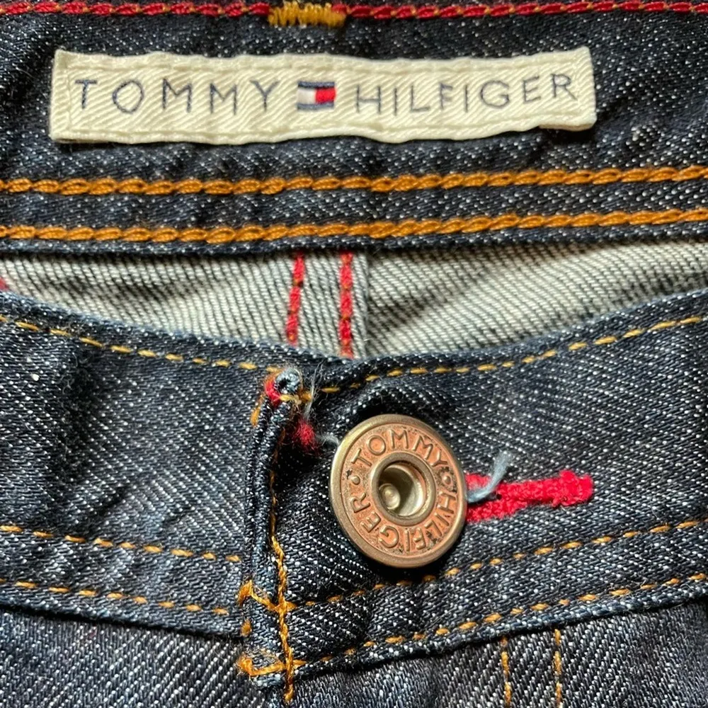 Tommy Hilfiger High Rise Straight fit Leg Dark Wash Like New Denim Jean size 8 - Image 5