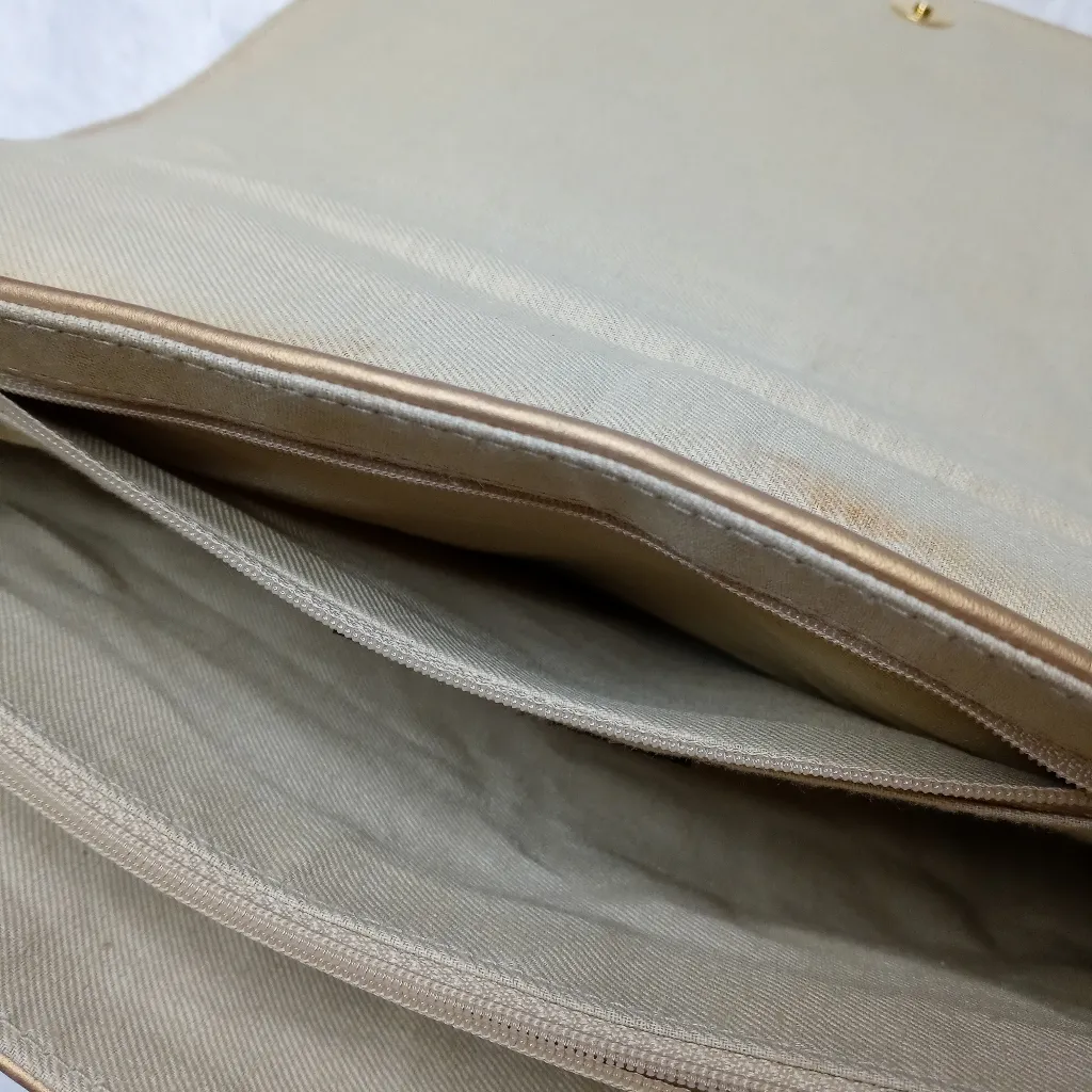 Via Piaggi Ladies Shoulder Purse Gold faux Leather - Image 7