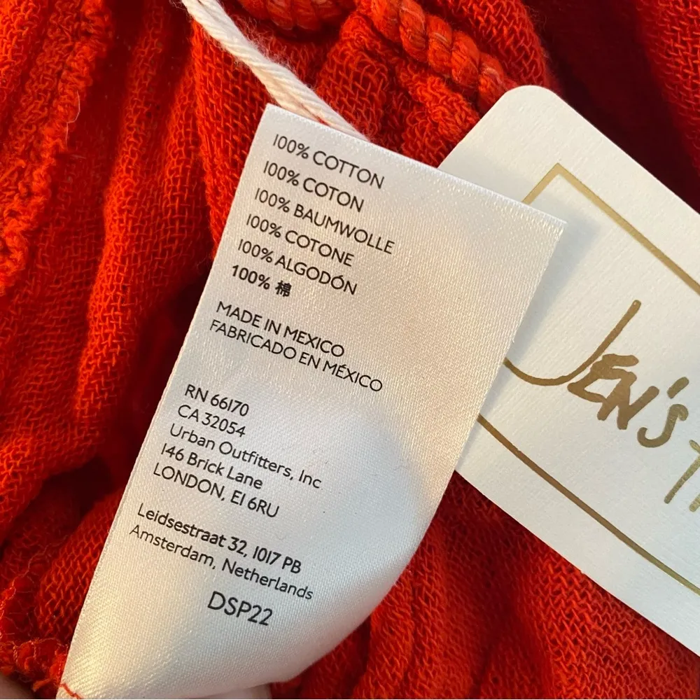 NWT Jens Pirate Booty Red Sunflower Crop Top XS - Image 4