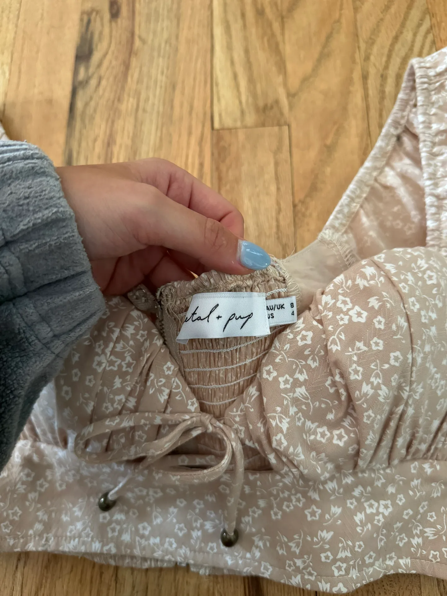 Petal + Pup Cropped Top S - Image 4