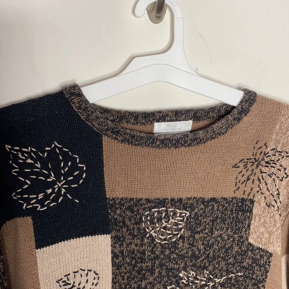 Vintage Christopher Banks hand embroidered fall themed colorblock sweater size L - Image 3