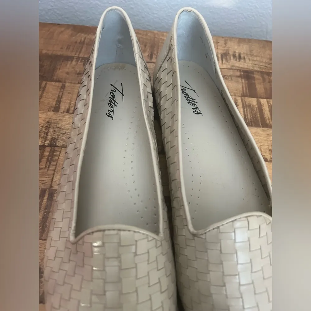 TROTTERS Womens Bone Off White Cream Basket Woven Liz Loafer Flats Size 11 N New Tan - Image 4