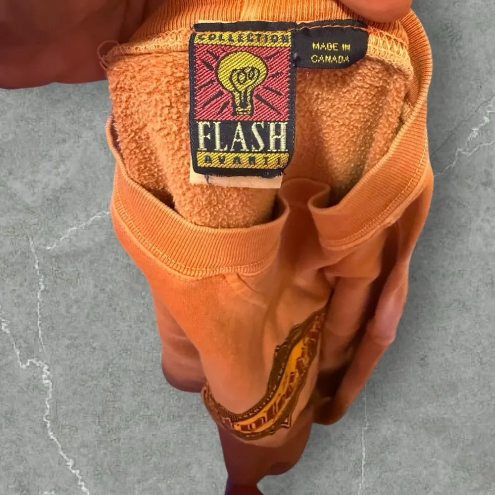 Vintage 2004 Flash Avanti Oktoberfest Sweatshirt Size XL - Image 6