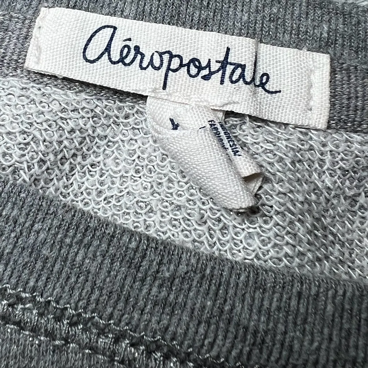 Aeropostale Crewneck Sweatshirt‎ Womens XL Grey Distressed Graphic NY Print Y2K - Image 6