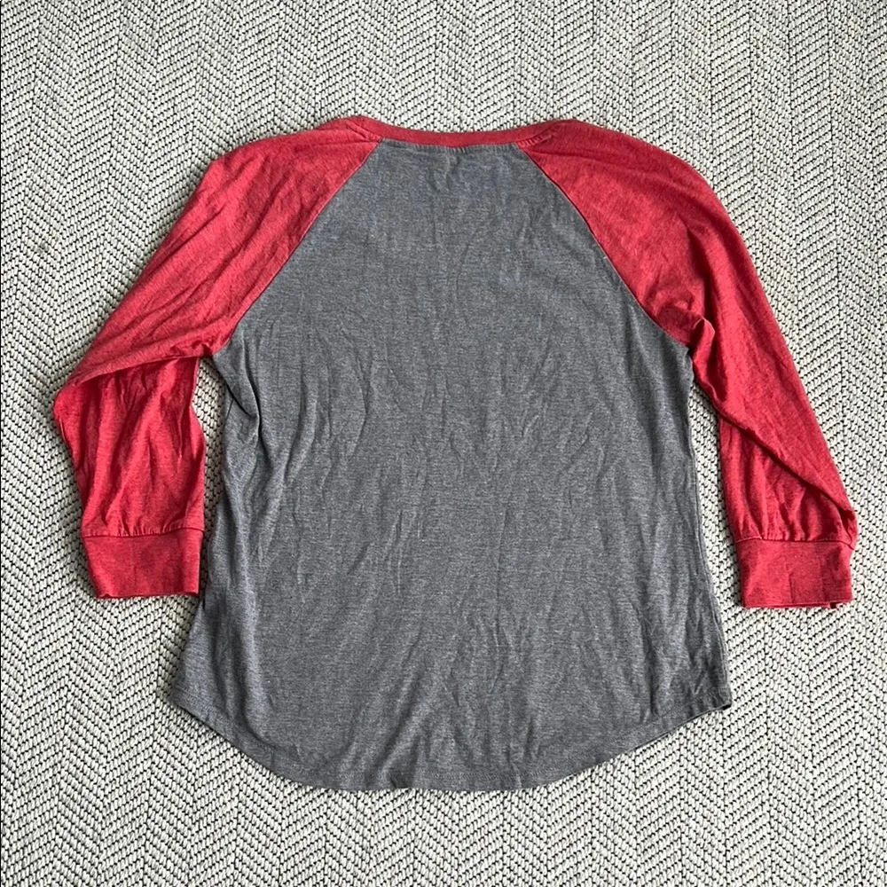 Ohio State Buckeyes Red and Gray Raglan Tee Size L - Image 4