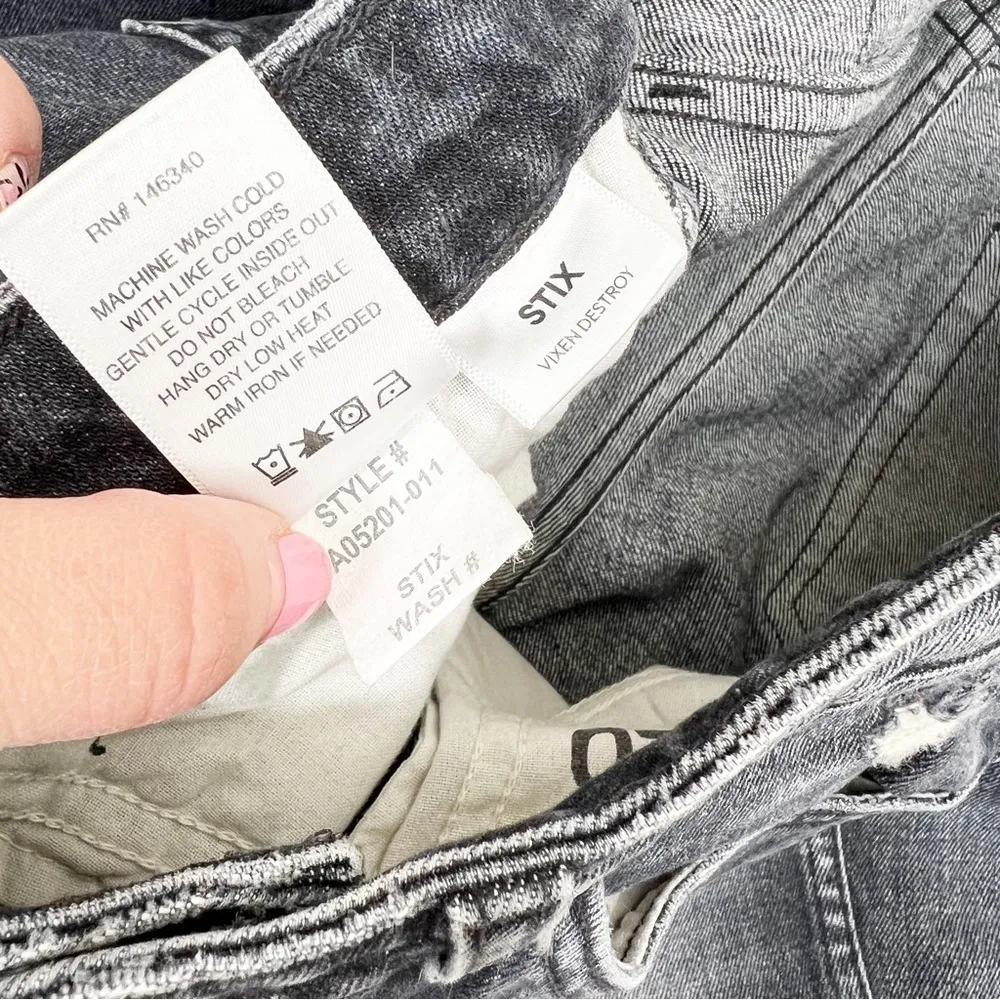 AMO Stix Vixen Destroy Distressed Gray Jeans Revolve Size 28 Black - Image 7