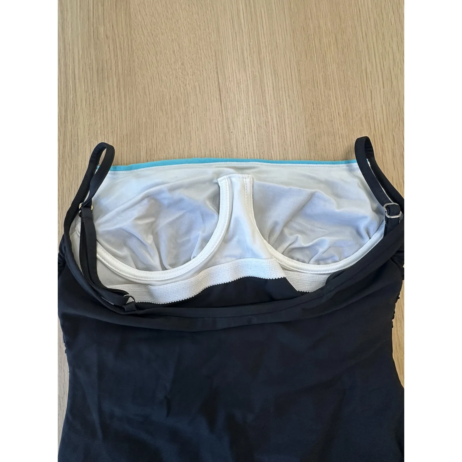 Miraclesuit Women's One Piece Slimming Built In Bra Swimsuit Size 14 2555 - Image 6