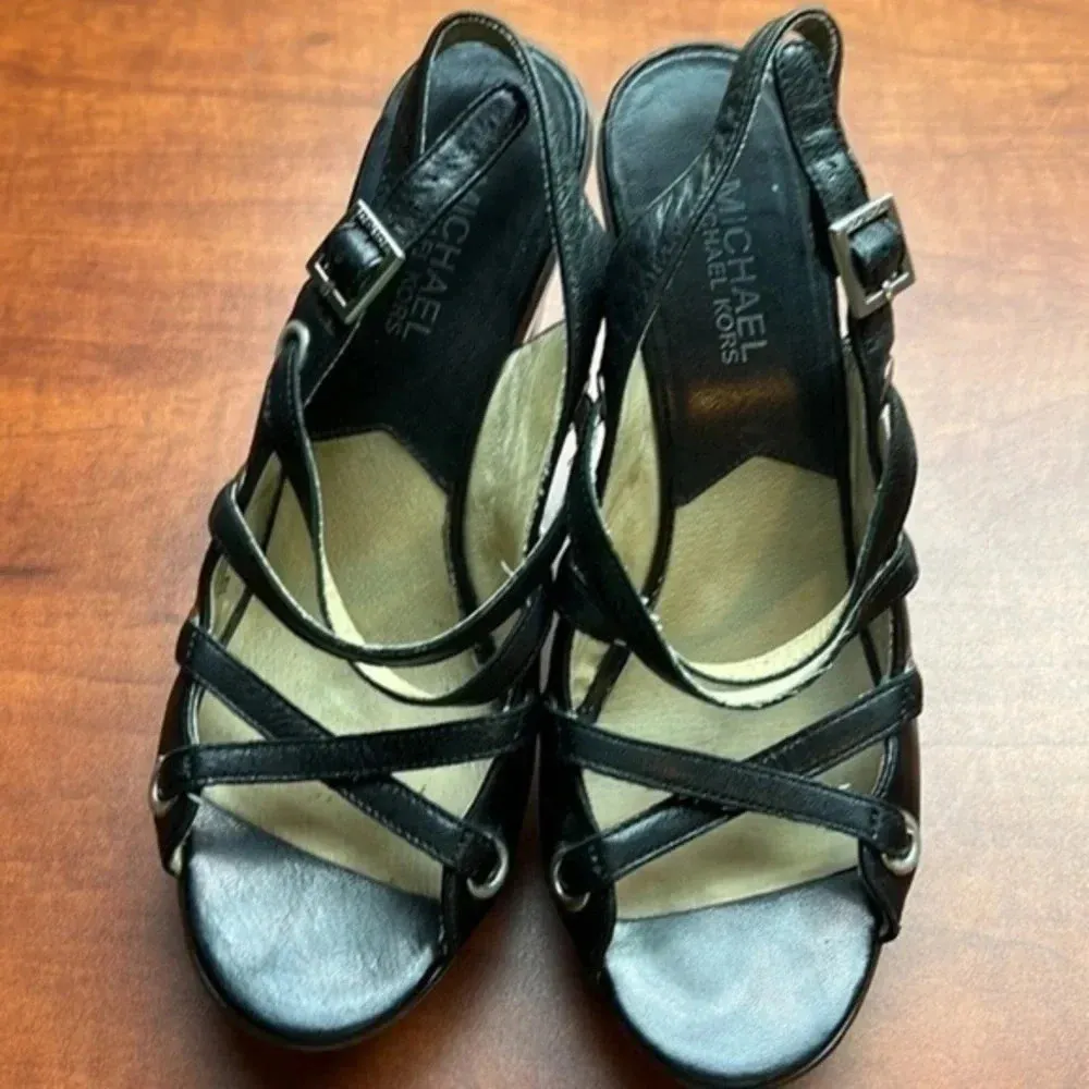 Michael Kors   Ladies shoe 8.5 M - Image 12