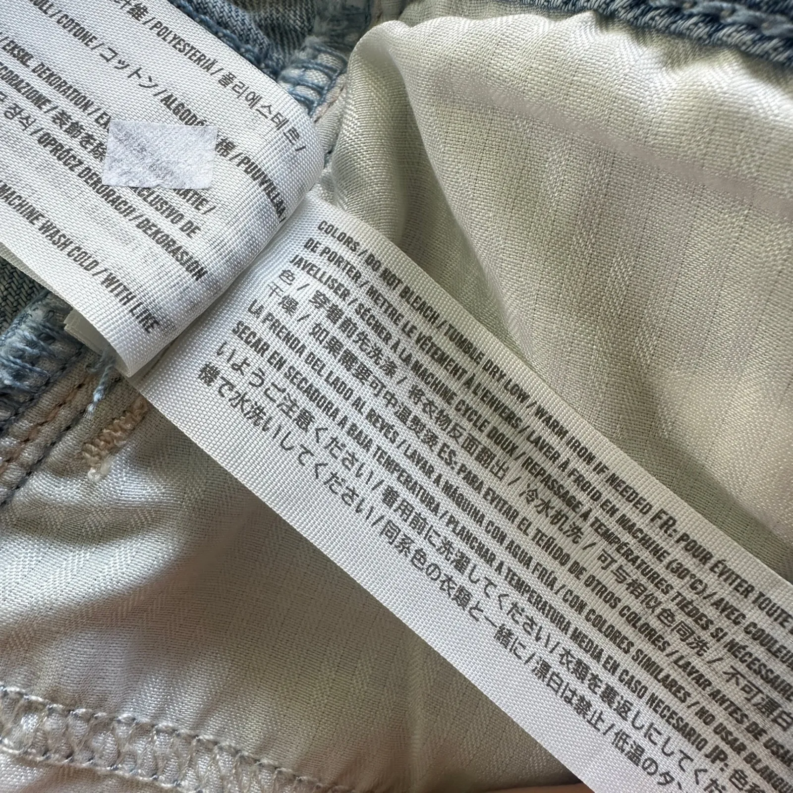 Hollister Ultra‎ High-Rise 90s Denim Shorts Ripped Distressed Light Wash 6 - Image 9