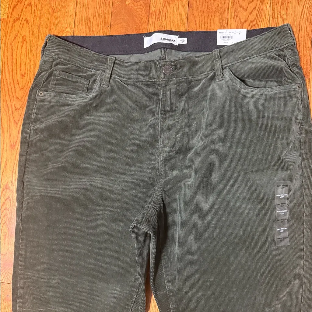 Sonoma Women’s Dark Green Corduroy Pants - Image 5