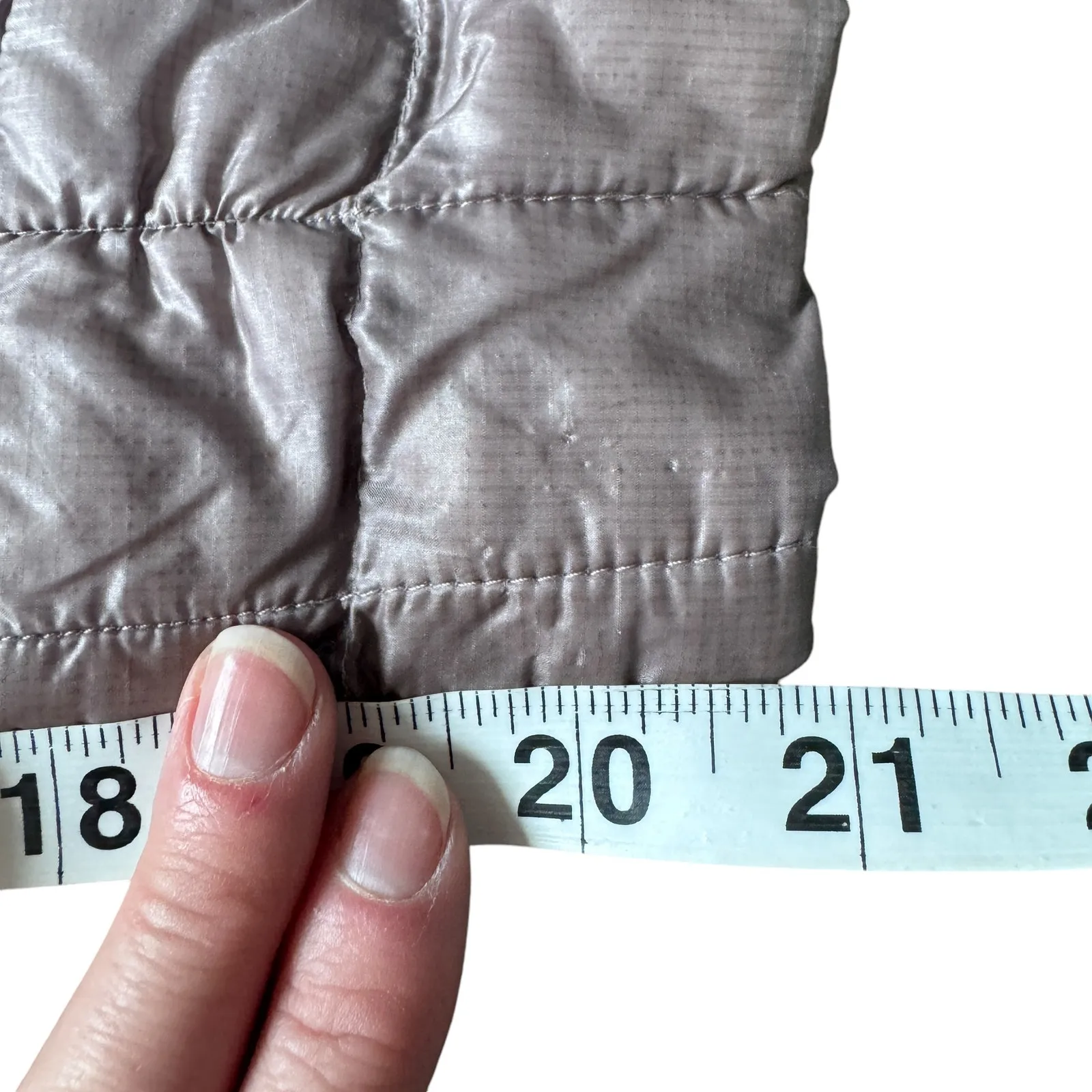 The North Face Quilted Jacket - Image 12