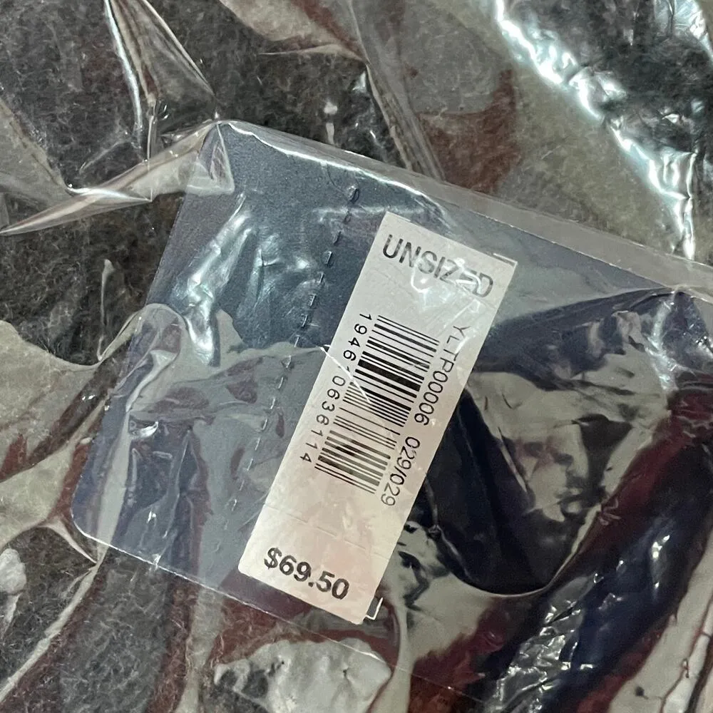 Lucky Brand NWT  Solid Brushed Scarf - Gray - One Size - Image 6