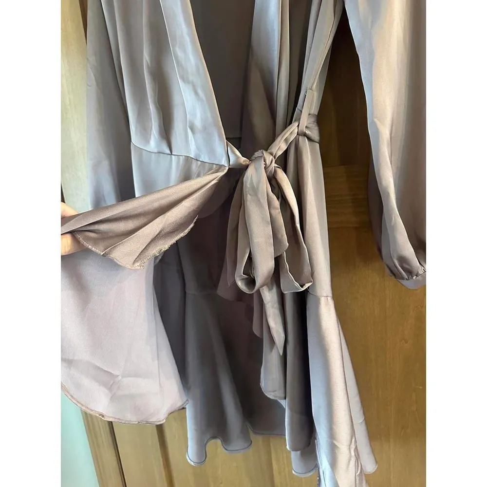 NWOT Lucy Paris Adonia Satin Wrap Dress in Lavender Women’s size Small​ - Image 12