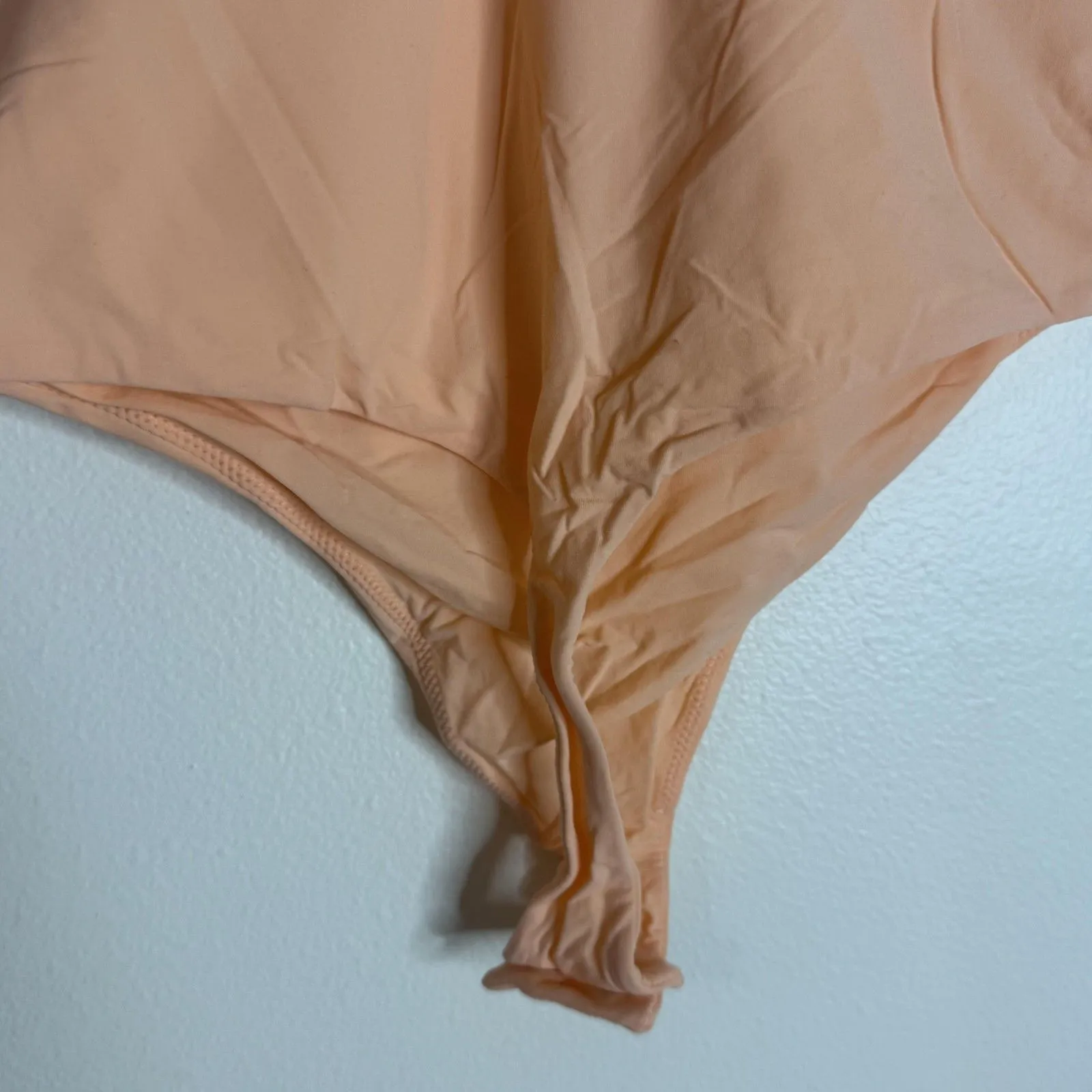 Skims Seamless Bodysuit Womens M Orange Fits Everybody Square Neck Faded Nectar - Image 6