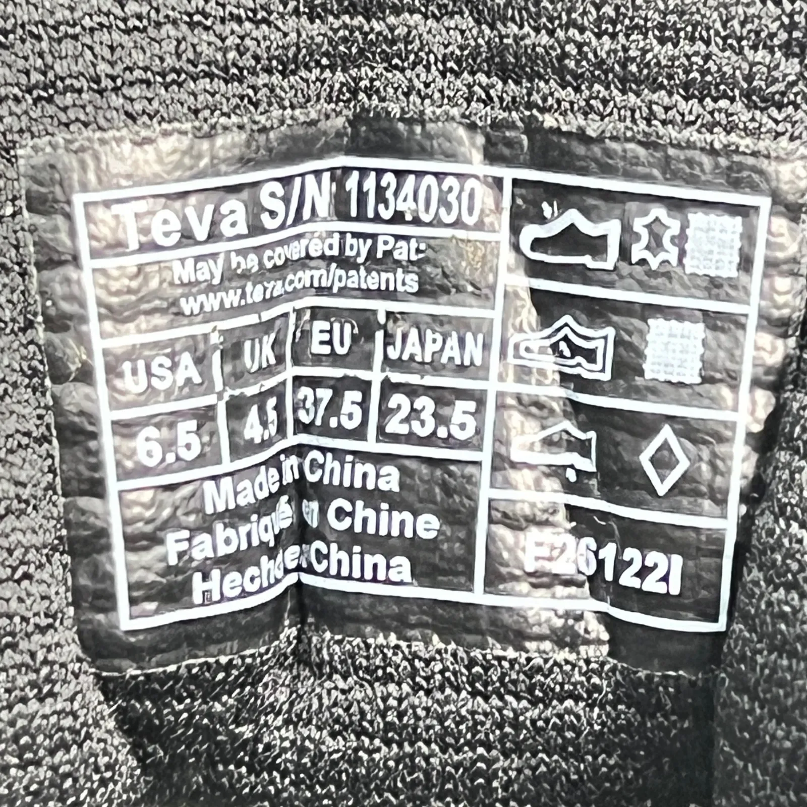 TEVA Gore-Tex Hiking Shoes Womens 6.5 Vibram Outsole Lightweight Black - Image 2