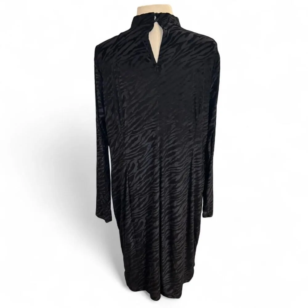 Lane Bryant Women’s Black Zebra Burnout Bodycon Mock Neck Dress Size 18 - Image 4