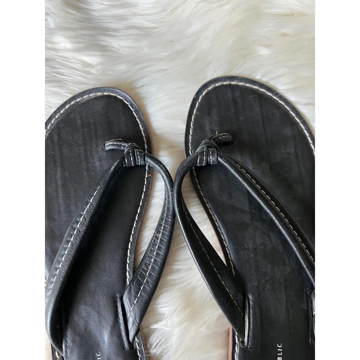 Banana Republic Black Leather Women's Sandals - Image 3