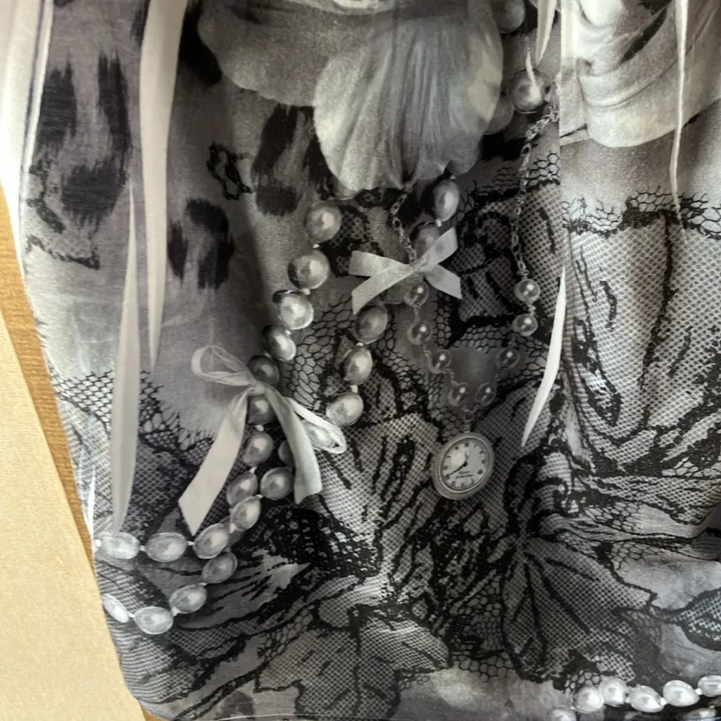 Cover Charge Lace Detail vest small - Image 10