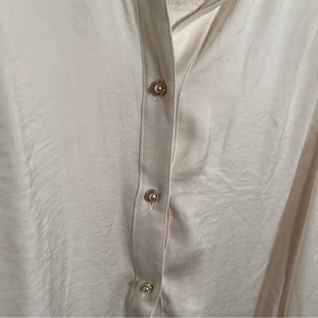 Express Button Down Blouse Cream Satin Pearl Buttons XL - Image 7