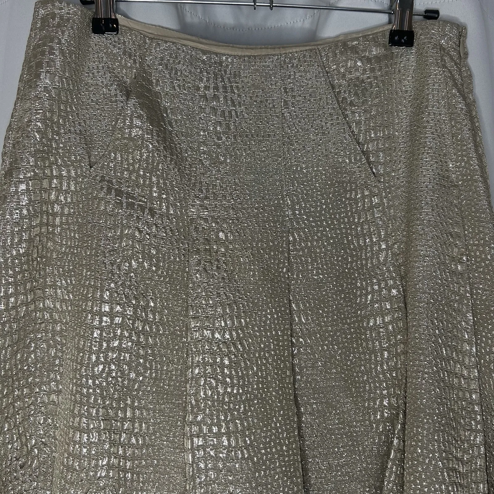 PINK TARTAN Gold Metallic Pleated Knee Length Flare Skirt Women's Size 8 Holiday - Image 2