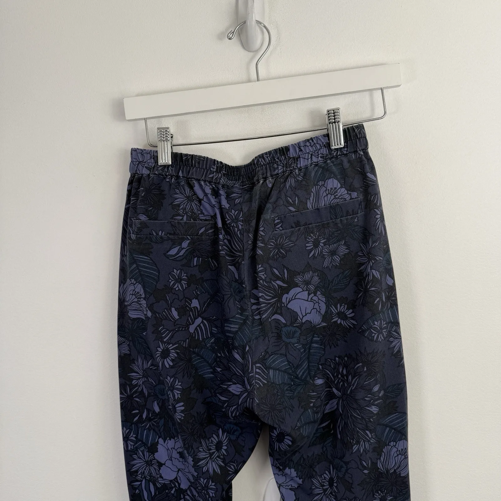 Marine Layer Allison Re-Spun Navy Blue Floral Pull On Pants Travel Womens XS - Image 6