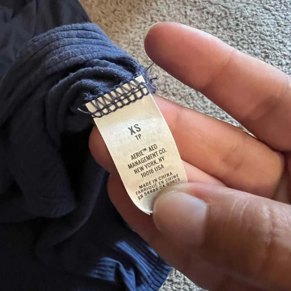 Aerie oversized xs blouse - Image 6