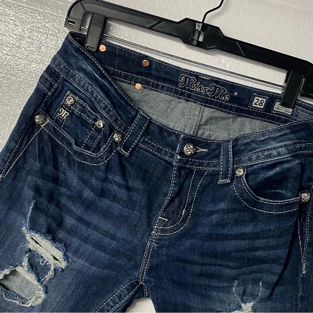 Miss Me Jeans Women 28W  Mid Rise Crop Distressed Jeweled Back Pocket ME8316VC - Image 7