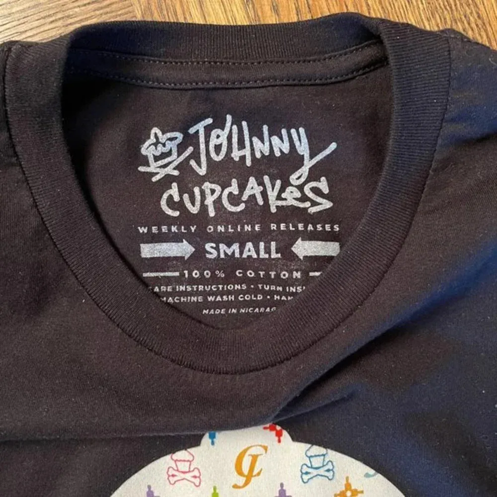 NWT Johnny Cupcakes Shirt (collectible) Black - Image 4