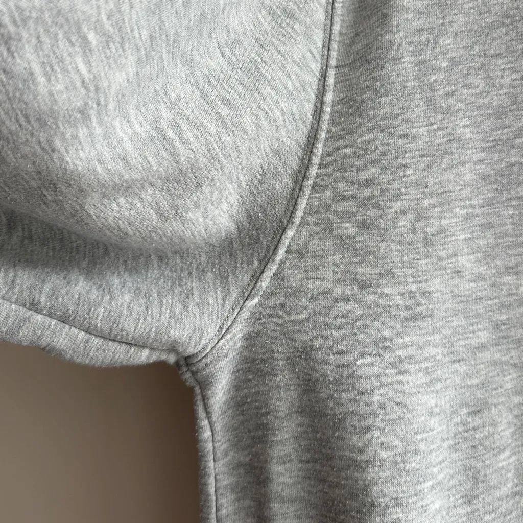 Bluey Women’s Grey Crewneck Sweatshirt, Bluey Character Top, Size Large Gray - Image 10