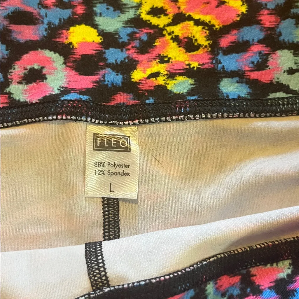 Fleo Multicolor Cheetah Printed Spandex Shorts Sz L Size L - Image 2