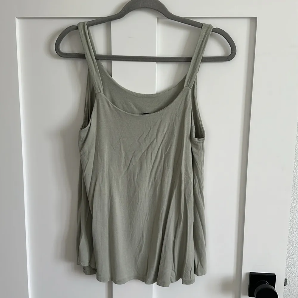 White Birch Women's S Flowy Lined Tank Top Soft Gray Comfy Casual Minimalist - Image 5