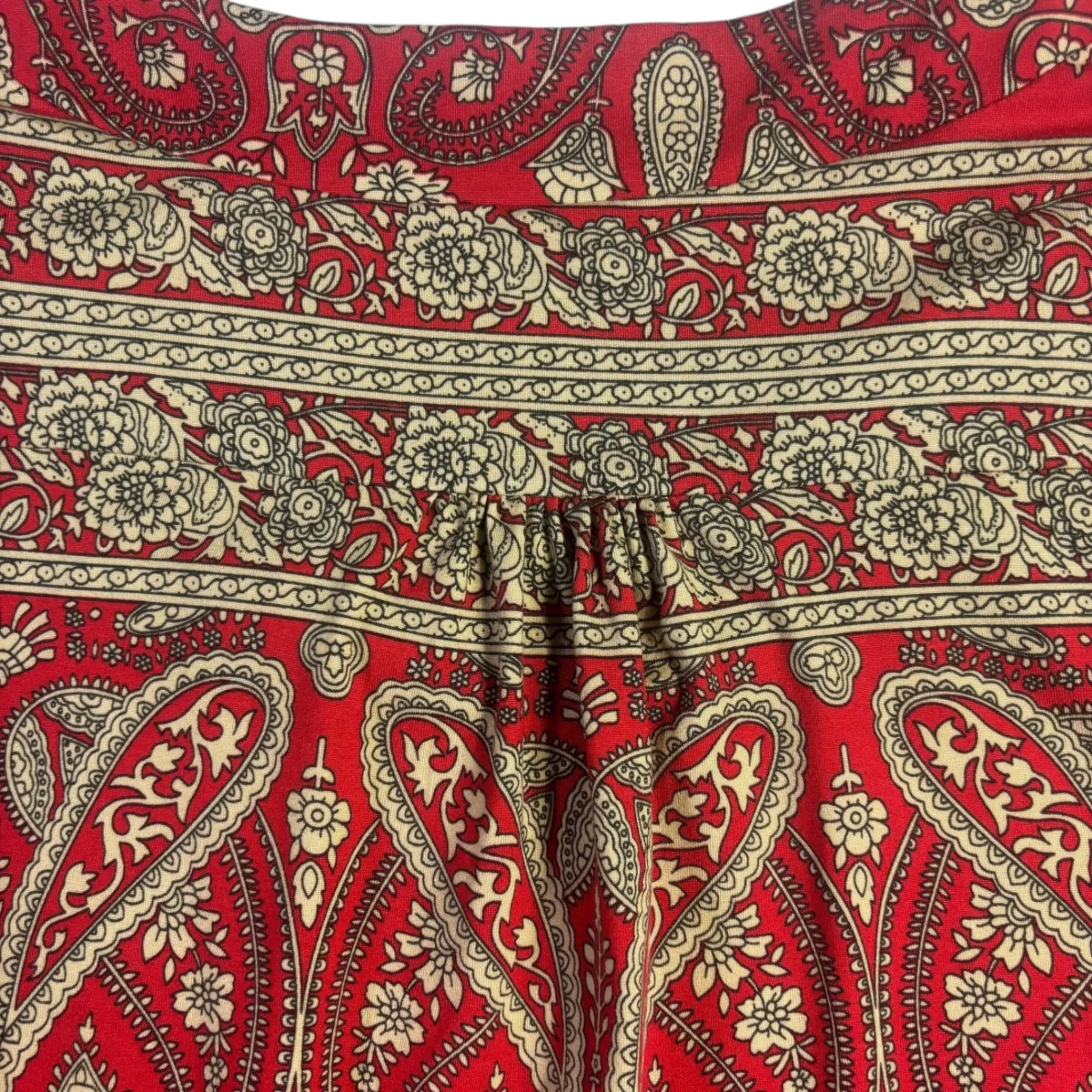 Womens 4XL Red Paisley Print V Neck Short Sleeve Tunic Top Size 4X - Image 3