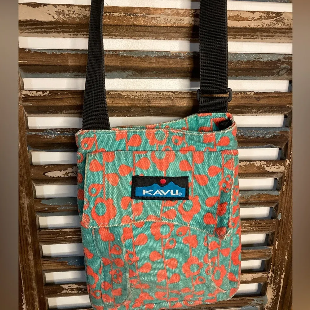 KAVU CROSSBODY SHOULDERBAG PURSE - Image 2
