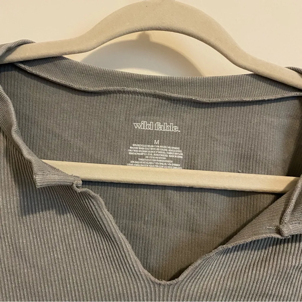 Wild Fable Olive Green Ribbed Cropped Long Sleeve Medium - Image 4