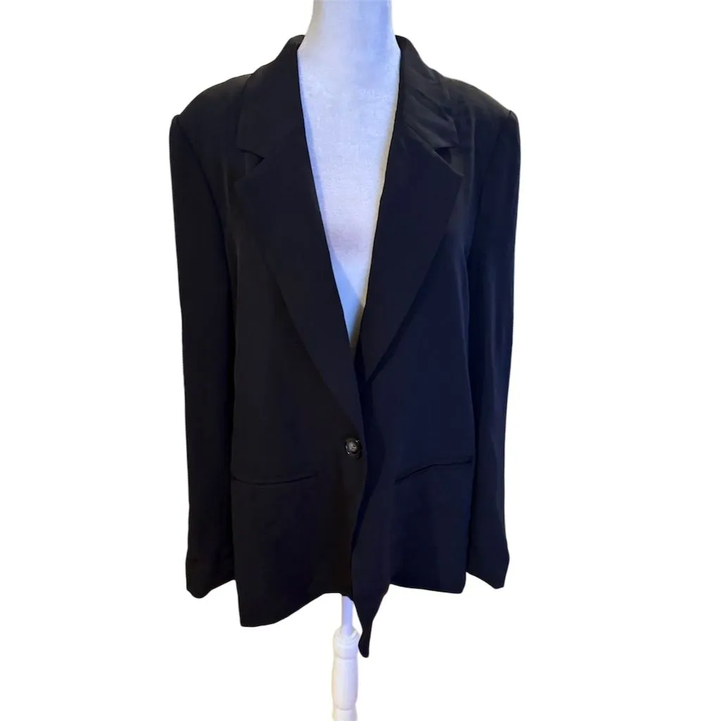 WAYF Women's Black oversized Blazer Jacket Size M Long Sleeve - Image 2