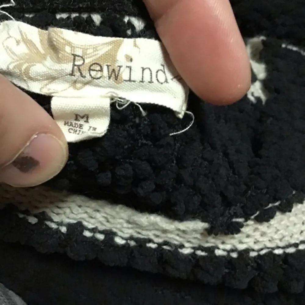 Rewind Fuzzy striped sweater with cute stash pocket - Image 2