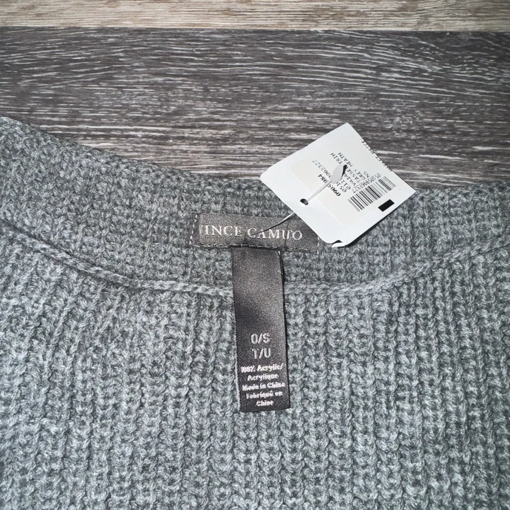 BNWT Vince Camuto Gray & Black Poncho - Image 2