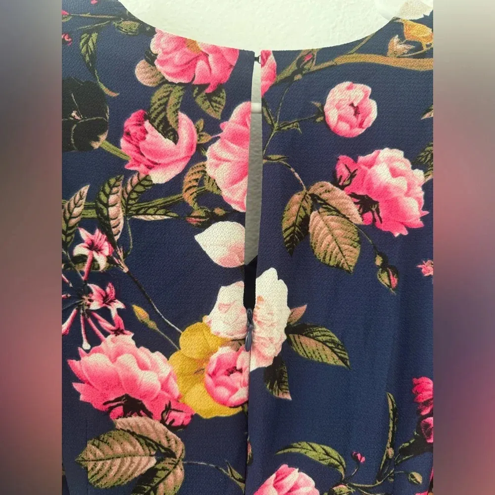 Eliza J Navy Floral Midi Dress 3/4 Ruched Sleeves V Neck Split Front Size 2 - Image 3