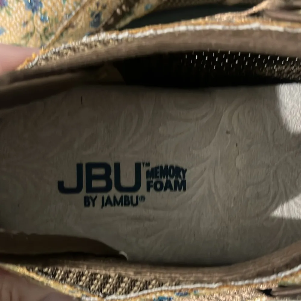 JBU by Jambu Women’s Brandi Casual Slip-On Shoe Brown Gold Floral 12W Wide - Image 9