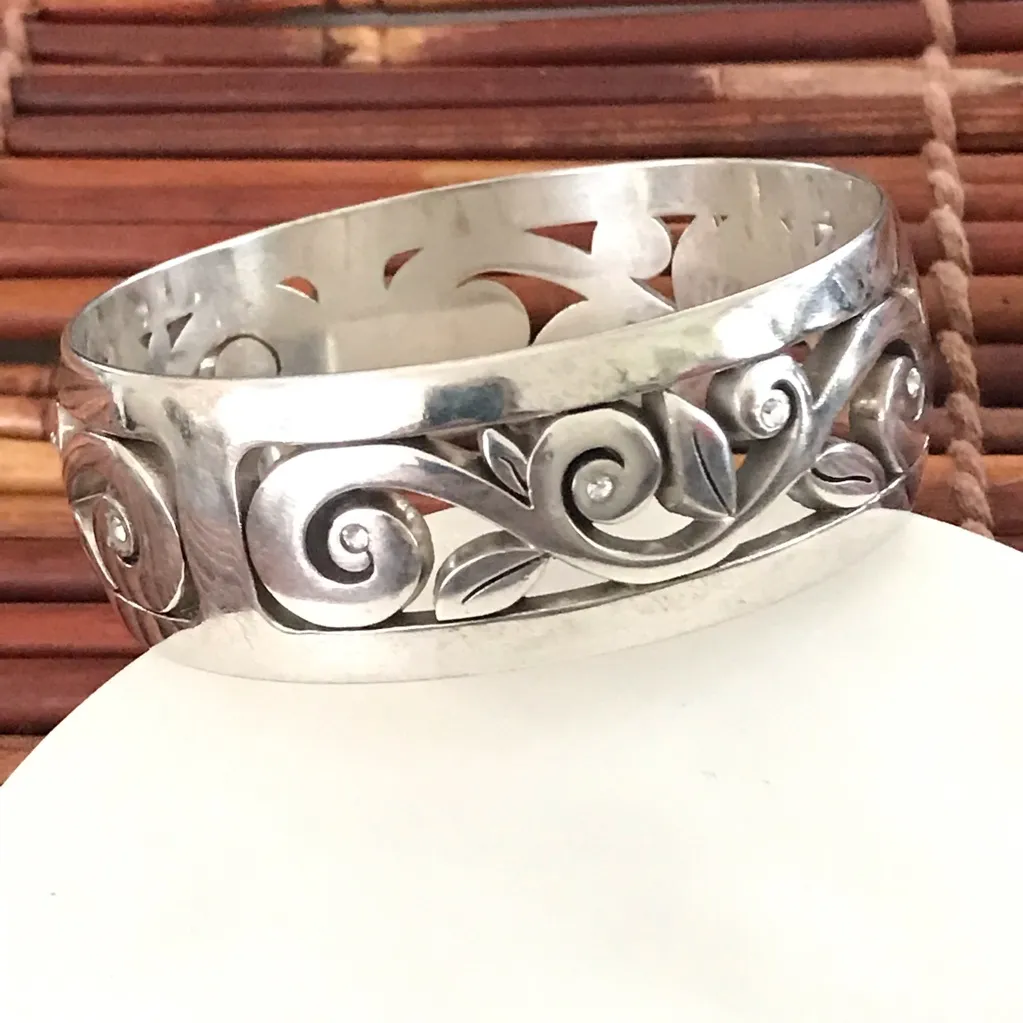 Brighton Silver Filigree Scroll Bangle Bracelet With Crystal Accents - Image 5