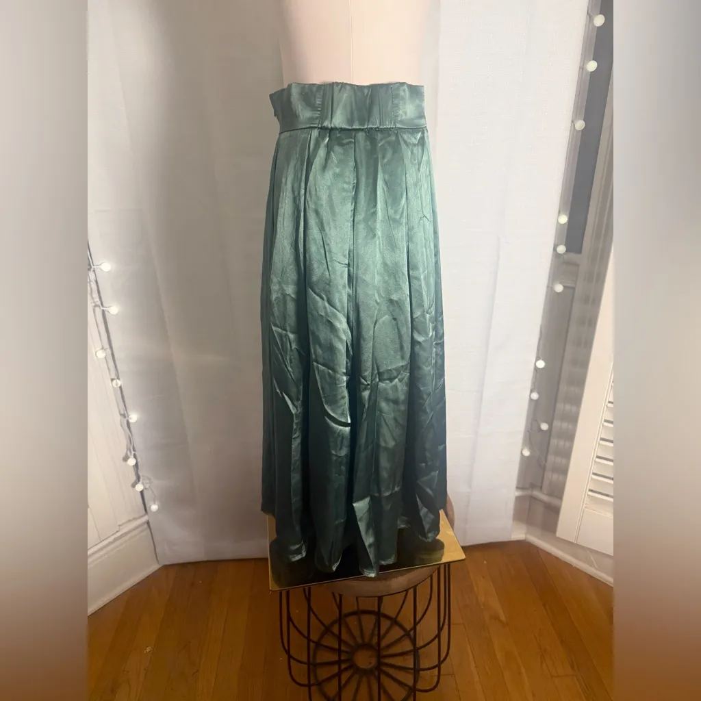 Emerald Green Satin Midi Skirt Costume Agent M Full Swing A - Image 3