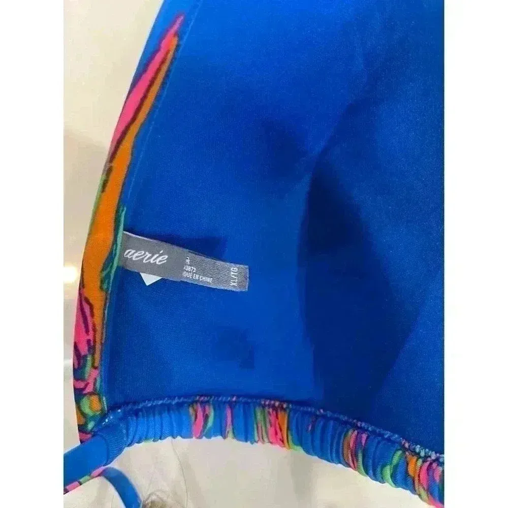 Women’s Aerie Perky Triangle String Bikini Top Size XL Bold Color Parrot Pattern - Image 5