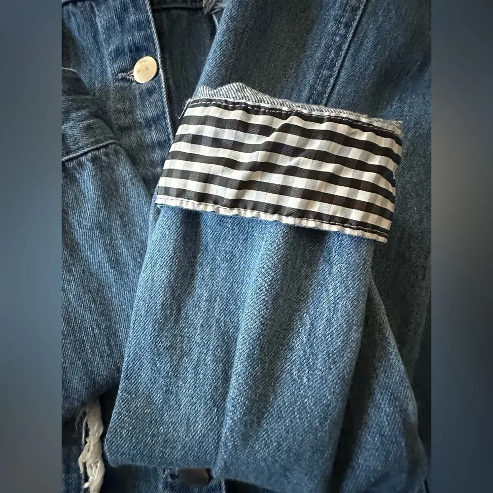 Samantha Sipos Gingham Collar Embroidered "Girls"
Denim Jacket Size Medi… Blue Size M - Image 13